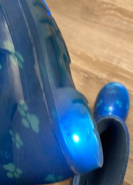 Led svietiace/blikajúce oteplené gumáky paw patrol, sinsay,28