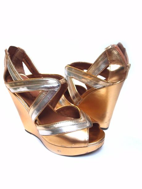 Zlaté topánky atmosphere, 38