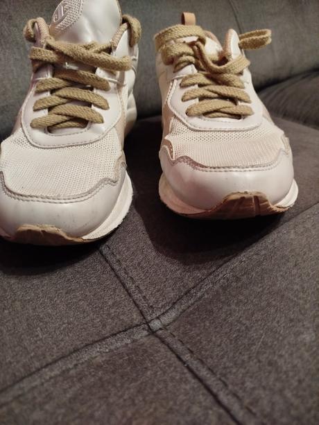 Tenisky, champion,36