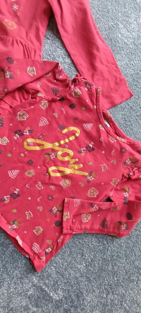 Nohavice plus dve tričká, 110