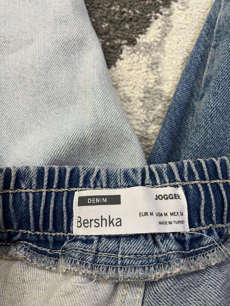 Predám rifle, bershka,m