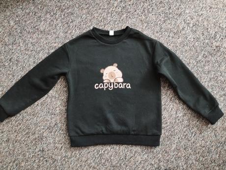 Čierna mikina capibara 140/146, 140