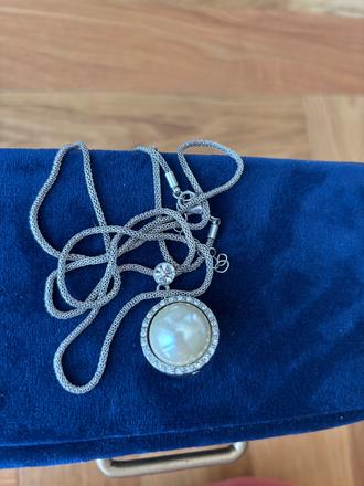 Náhrdelník s perlou bižu, 