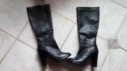 Čižmy z pravej kože dvakrat použité zn.reservede, 39