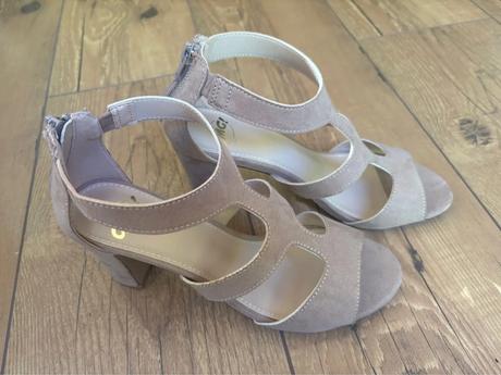 Sandále nenosené, 37