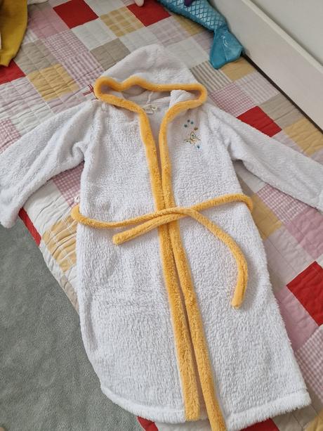 Dievčenský župan, 140