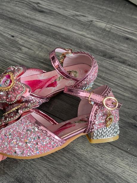 Frozen sandálky, 26