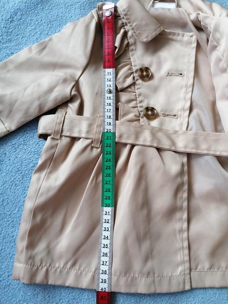 Prechodný kabátik, 74