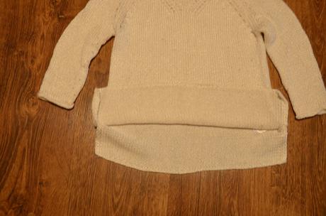 Nádherný svetrík 4-5 r, 110