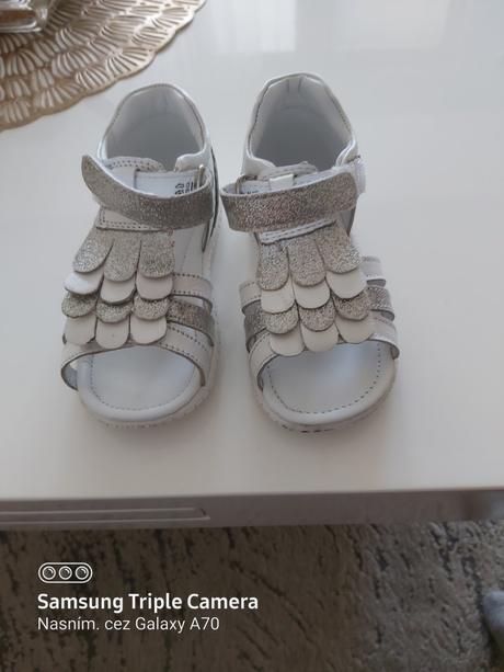 Sandalky, lasocki,22