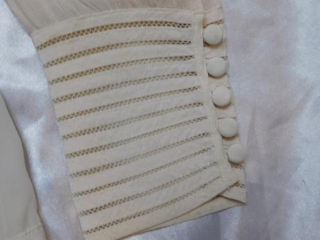 Kvalitna hodvabna bluzka, 42