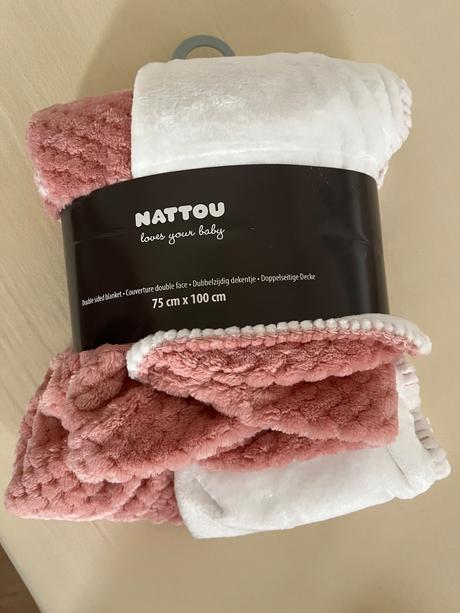 Nová deka nerozbalená, 