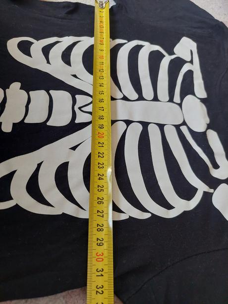 Tričko s kostrou veľ.110/116, h&m,110