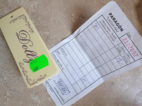 Slávnostné šaty, 40