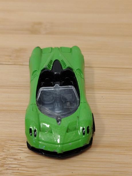 Zberat model pagani huayra roadster, motormax 2018,