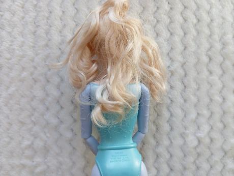 Barbie mattel elsa na korčuliach 2, 