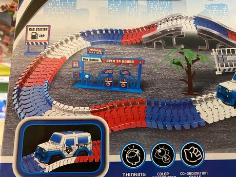 Polícia - dráha s autíčkom, 