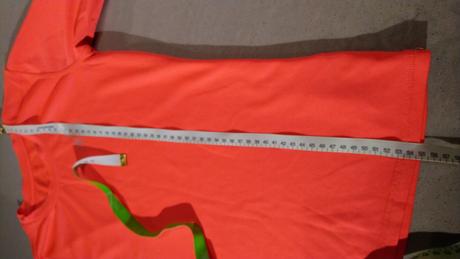 Športové tričká, 152