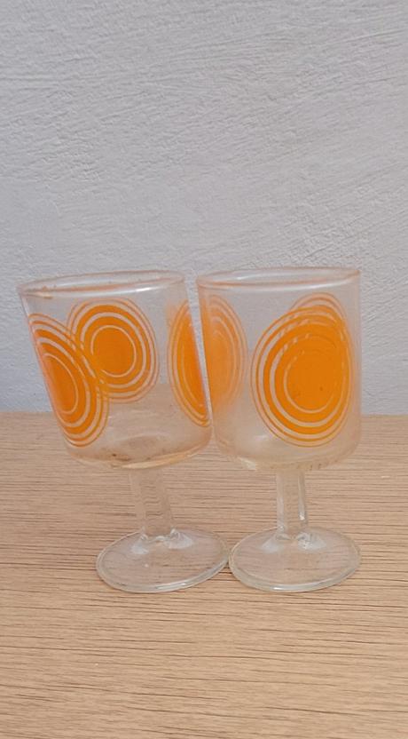 1926. poháriky na stopke, 