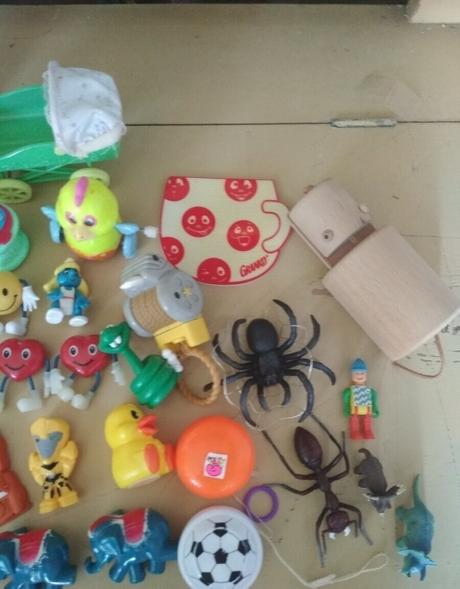 Mix drobných hračiek, 