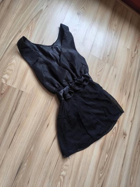 Čierny top s mašľou, m