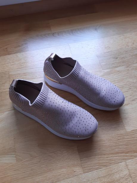 Mäkkučké topánočky s kamienkami, deichmann,38