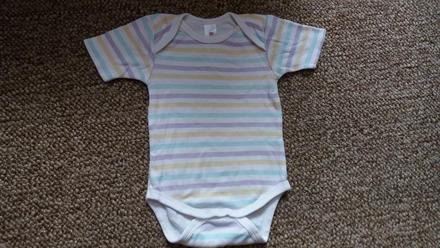 Pruhované body, baby club,68