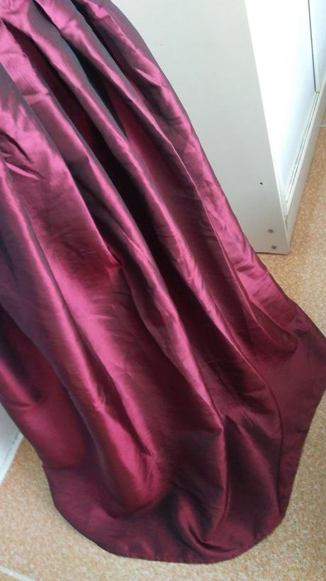 Dámsky slávnostný komplet, m