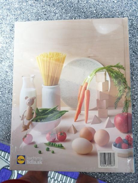 Predám knihu kuchyňa lidla, pre malých kuchárov.,