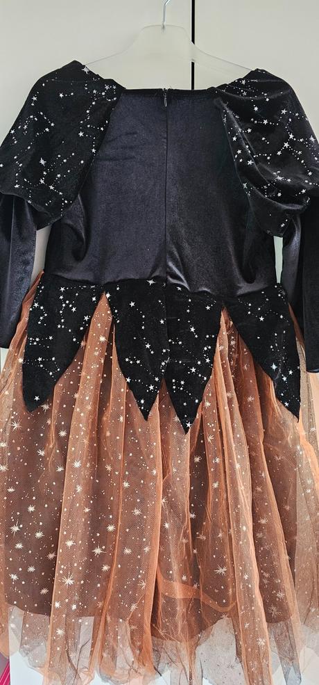 Kostým čarodejnice, 