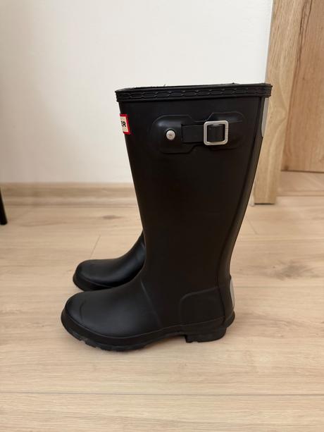 Gumaky hunter, hunter,33