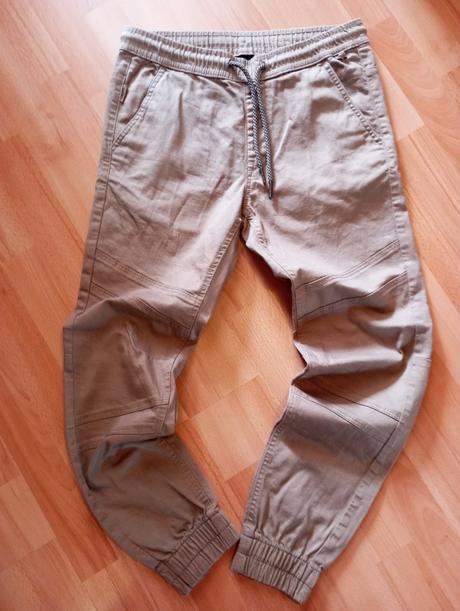 Nohavice na gumičku cropp, 176