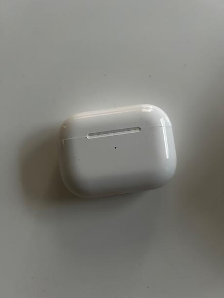 Air pods pro, apple