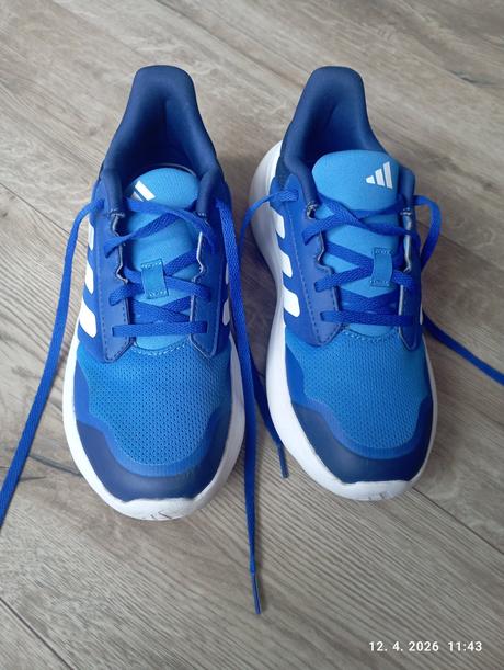 Tenisky s poštovným, adidas,38