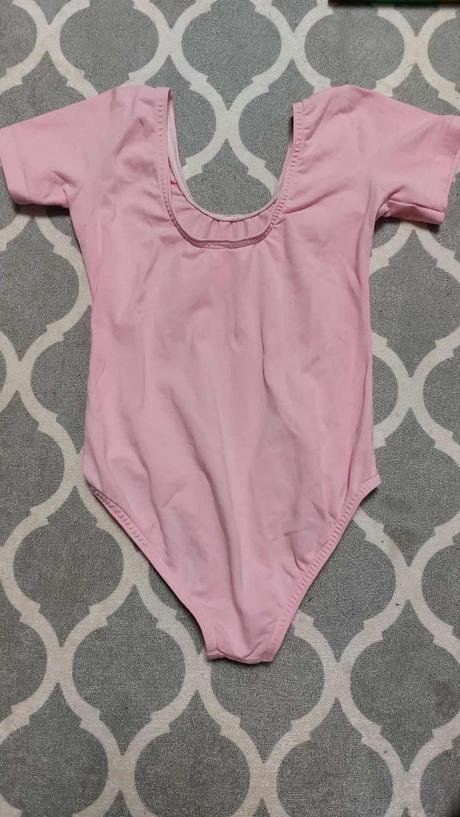 Dres na tanec/gymnastiku, 128