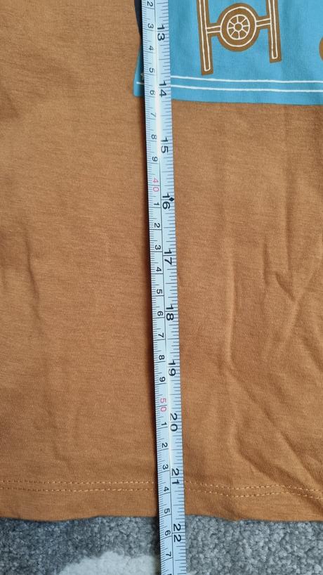 B3197 tricko vianočné star wars, sinsay,140