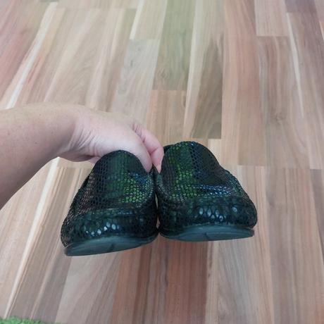 Celokožené mokasíny, 38