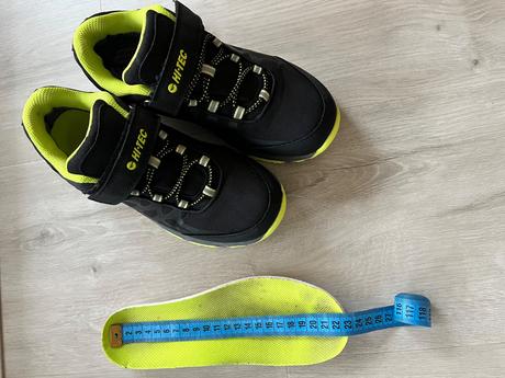 Turistické topánky top stav, hi-tec,35