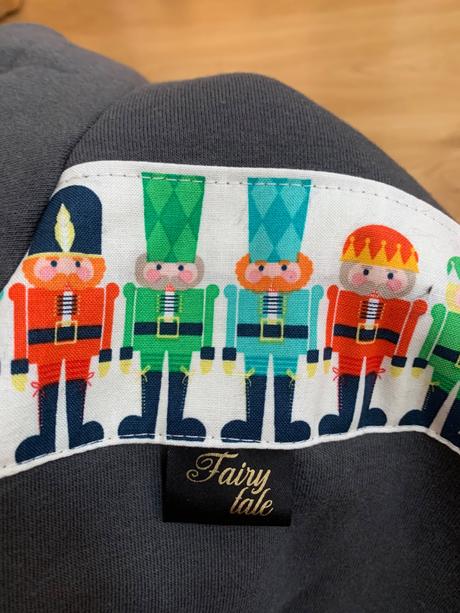 Mikina hand made, 140