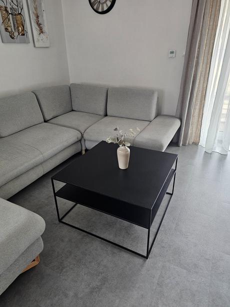 Konferenčný stolík,