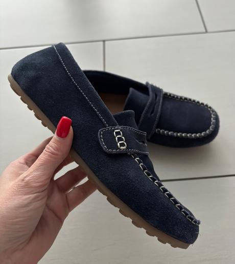 Topánky na 1.sv.prijímanie 37, reserved,37