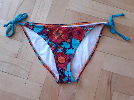 Sporný diel plaviek, s