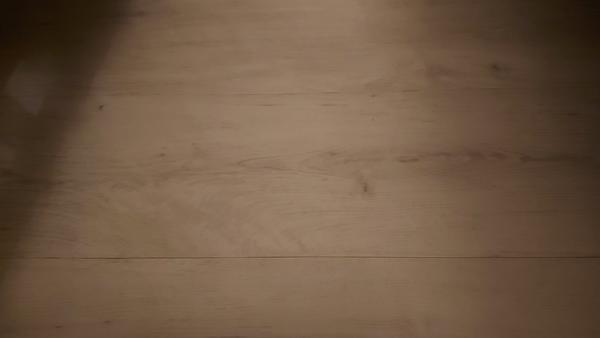 Zle položená vinylová podlaha