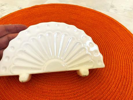 Stojan na servítky, 