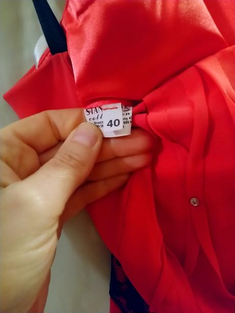 Šaty spoločenské na ramienka, 38