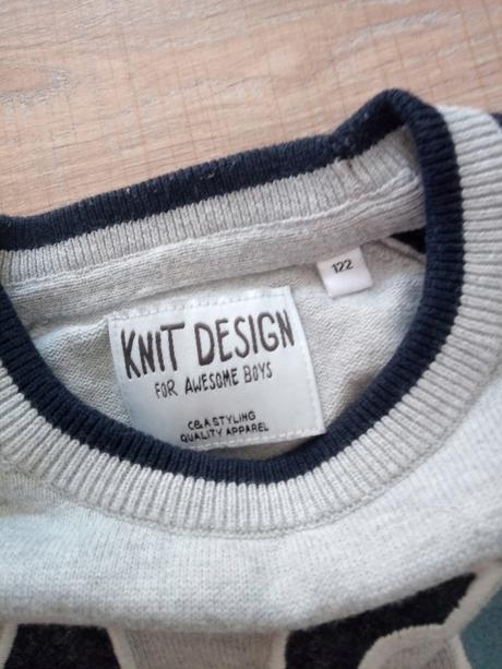 Nádherný pulóver 116/122, 116