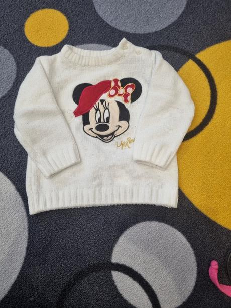 Vianocne svetre, 134