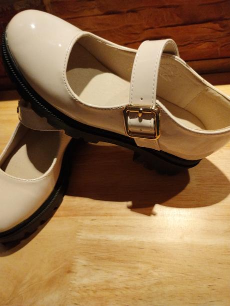 Krémové poltopánky, nelli blu,31