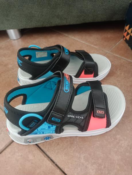 Detské sandale, skechers,35