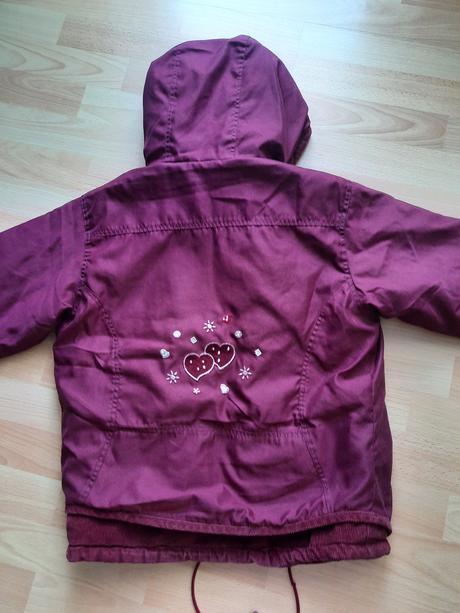 Dievčenská bunda, 134